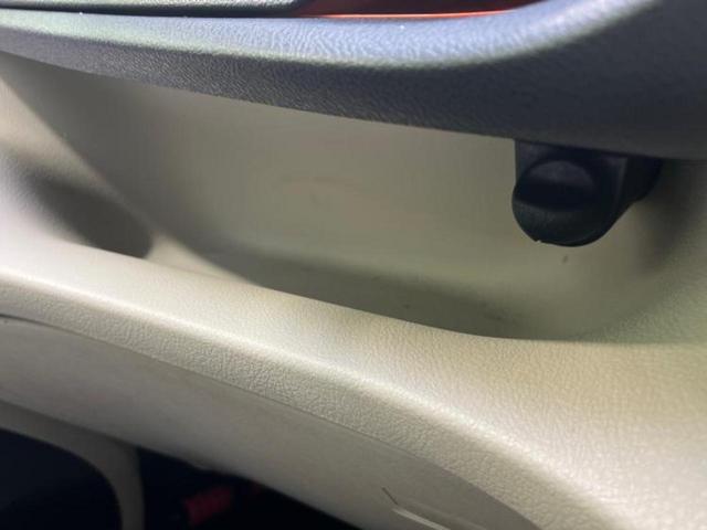 シエンタ ハイブリッドG 新品タイヤ/保証書/純正 SDナビ/衝突安全装置/両側電動スライドドア/シートヒーター 前席/車線逸脱防止支援システム/ドライブレコーダー 前後/Bluetooth接続/ETC/ABS/横滑り防止装置(37枚目)