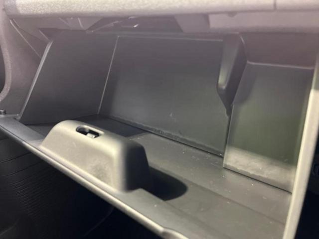 N-BOXカスタム 4WDターボコーディネートスタイルモノトーン ディスプレイオーディオ+ナビ8インチ/両側電動スライドドア/シートヒーター/車線逸脱防止支援システム/ヘッドランプ LED/Bluetooth接続/ETC/EBD付ABS/横滑り防止装置 ターボ(32枚目)