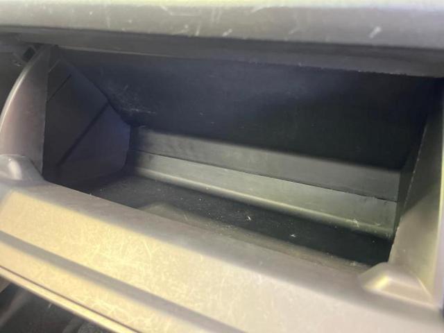 アクア Ｇ　新品タイヤ／純正　ＳＤナビ／Ｂｌｕｅｔｏｏｔｈ接続／ＥＴＣ／ＡＢＳ／バックモニター／ワンセグＴＶ／エアバッグ　運転席／エアバッグ　助手席／パワーウインドウ／エンジンスタートボタン／オートエアコン（30枚目）