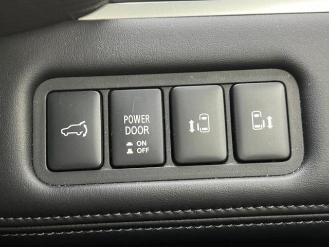 デリカＤ：５ ４ＷＤ　Ｐ　保証書／社外　１１インチ　ＳＤナビ／衝突安全装置／両側電動スライドドア／シートヒーター／全方位モニター／車線逸脱防止支援システム／ヘッドランプ　ＬＥＤ／ＵＳＢジャック／Ｂｌｕｅｔｏｏｔｈ接続　４ＷＤ（18枚目）