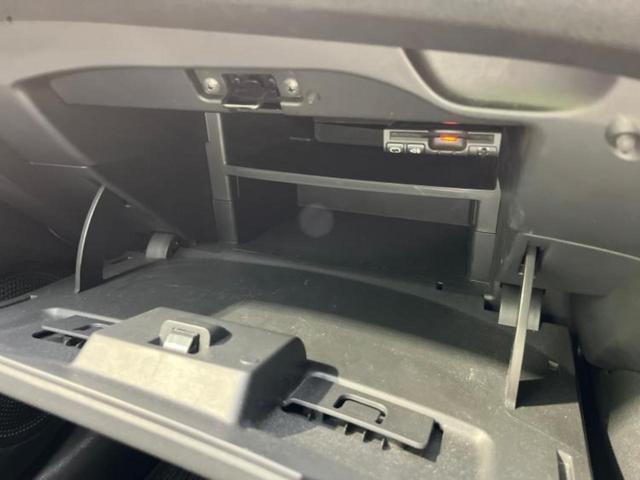 ノート Ｘ　ＤＩＧ－Ｓ　保証書／衝突安全装置／車線逸脱防止支援システム／ヘッドランプ　ＨＩＤ／ＥＴＣ／ＥＢＤ付ＡＢＳ／横滑り防止装置／アイドリングストップ／禁煙車／エアバッグ　運転席／エアバッグ　助手席／パワーウインドウ（27枚目）