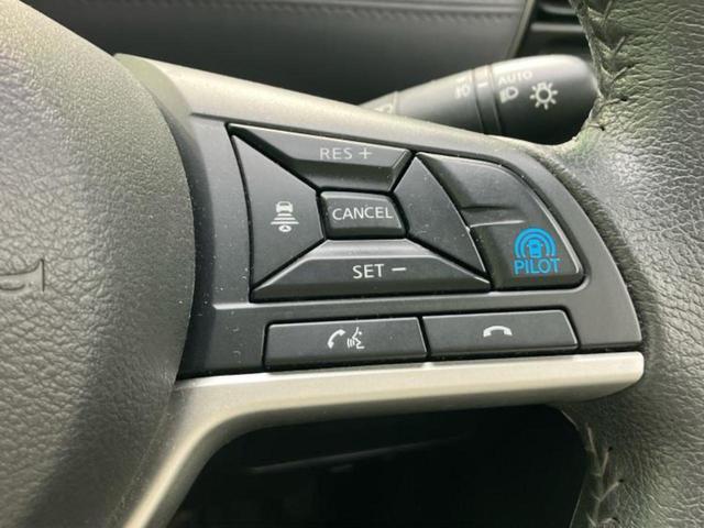 セレナ ｅパワーハイウェイスターＶ　新品タイヤ／保証書／純正　１０インチ　ＳＤナビ／フリップダウンモニター／衝突安全装置／両側電動スライドドア／アラウンドビューモニター／車線逸脱防止支援システム／プロパイロット／ヘッドランプ　ＬＥＤ（24枚目）