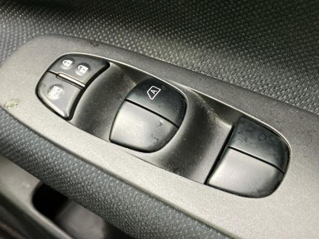 セレナ ２０Ｓ　新品タイヤ／保証書／純正　ＳＤナビ／フリップダウンモニター／ＥＴＣ／ＥＢＤ付ＡＢＳ／ワンセグＴＶ／エアバッグ　運転席／エアバッグ　助手席／パワーウインドウ／キーレスエントリー／オートエアコン（25枚目）