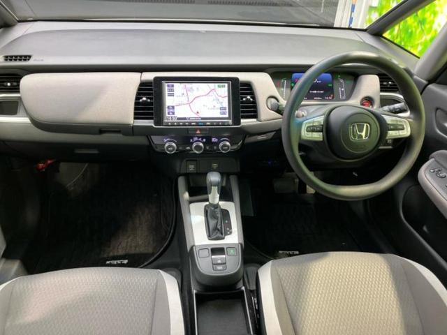 フィット ｅＨＥＶクロスター　新品タイヤ／保証書／純正　８インチ　ＳＤナビ／衝突安全装置／車線逸脱防止支援システム／ドライブレコーダー　純正／ヘッドランプ　ＬＥＤ／ＵＳＢジャック／Ｂｌｕｅｔｏｏｔｈ接続／ＥＴＣ／ＥＢＤ付ＡＢＳ（4枚目）