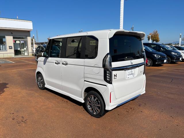 N-BOXカスタム L スマ-トキ- AC キーレスエントリー オートクルーズ LED コーナーセンサー Rカメラ 横滑防止装置 サイドカーテンエアバック ABS パワーステアリング ETC 盗難防止システム エアバッグ(5枚目)