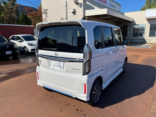 N-BOXカスタム L スマ-トキ- AC キーレスエントリー オートクルーズ LED コーナーセンサー Rカメラ 横滑防止装置 サイドカーテンエアバック ABS パワーステアリング ETC 盗難防止システム エアバッグ(7枚目)