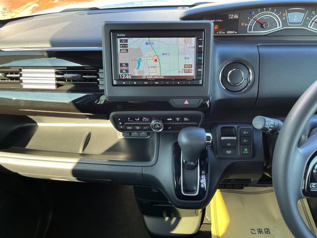 N-BOXカスタム L スマ-トキ- AC キーレスエントリー オートクルーズ LED コーナーセンサー Rカメラ 横滑防止装置 サイドカーテンエアバック ABS パワーステアリング ETC 盗難防止システム エアバッグ(16枚目)