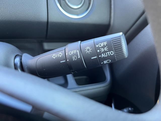 N-BOXカスタム L スマ-トキ- AC キーレスエントリー オートクルーズ LED コーナーセンサー Rカメラ 横滑防止装置 サイドカーテンエアバック ABS パワーステアリング ETC 盗難防止システム エアバッグ(20枚目)