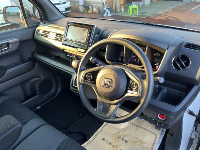 N-WGNカスタム Lホンダセンシング サイドエアバッグ 衝突被害軽減ブレーキ DVD LEDヘッドライト ドライブレコーダー 横滑り防止装置 オートエアコン クリアランスソナー フルセグ ナビ&TV 前席シートヒーター(10枚目)