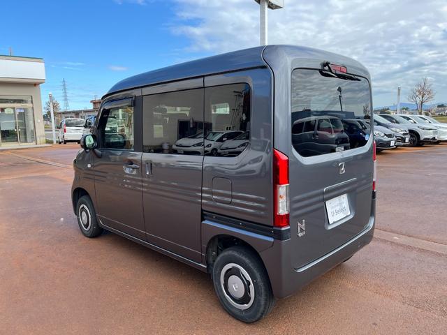 N-VAN+スタイル ファン・ホンダセンシング CMBS LEDヘットランプ 横滑り防止 PS PW 4WD車 Wエアバック 盗難防止 キーフリー 両側スライドドア オートエアコン スマートキー ABS エアバッグ(5枚目)