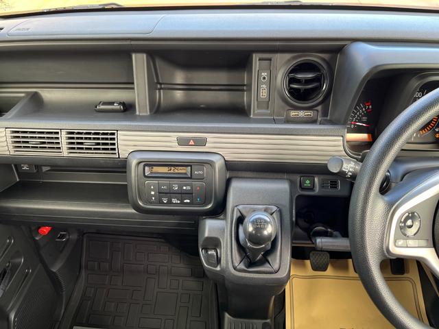 N-VAN+スタイル ファン・ホンダセンシング CMBS LEDヘットランプ 横滑り防止 PS PW 4WD車 Wエアバック 盗難防止 キーフリー 両側スライドドア オートエアコン スマートキー ABS エアバッグ(19枚目)