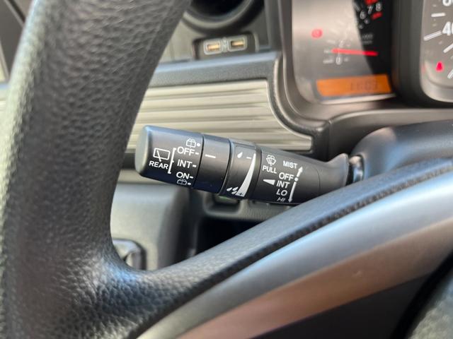 N-VAN+スタイル ファン・ホンダセンシング CMBS LEDヘットランプ 横滑り防止 PS PW 4WD車 Wエアバック 盗難防止 キーフリー 両側スライドドア オートエアコン スマートキー ABS エアバッグ(23枚目)