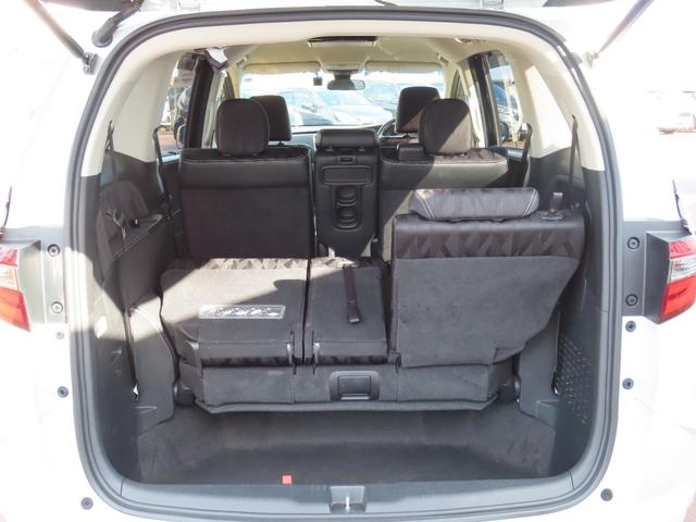 オデッセイ アブソルート・ホンダセンシング　Ｂカメラ　ＬＥＤライト　ドラレコ　オートクルーズコントロール　地デジ　電動シート　ＤＶＤ再生　スマートキー　４ＷＤ　ＥＴＣ　アイドリングストップ　オートエアコン（16枚目）