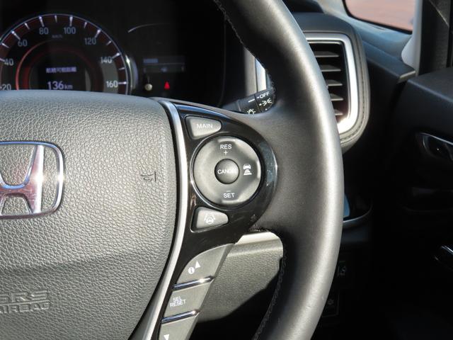 オデッセイ アブソルート・ホンダセンシング　Ｂカメラ　ＬＥＤライト　ドラレコ　オートクルーズコントロール　地デジ　電動シート　ＤＶＤ再生　スマートキー　４ＷＤ　ＥＴＣ　アイドリングストップ　オートエアコン（22枚目）