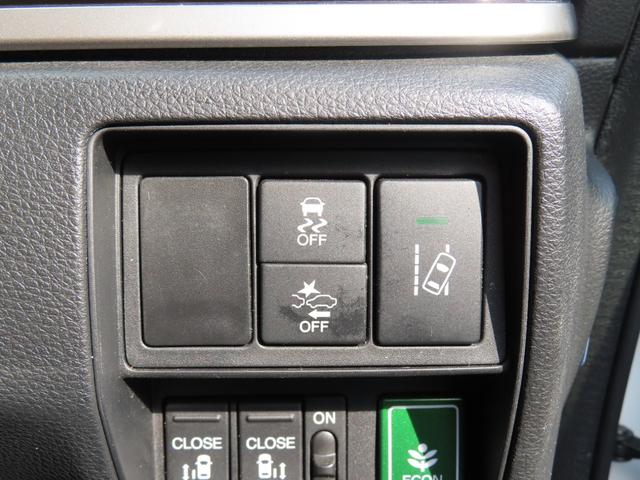 オデッセイ アブソルート・ホンダセンシング　Ｂカメラ　ＬＥＤライト　ドラレコ　オートクルーズコントロール　地デジ　電動シート　ＤＶＤ再生　スマートキー　４ＷＤ　ＥＴＣ　アイドリングストップ　オートエアコン（26枚目）