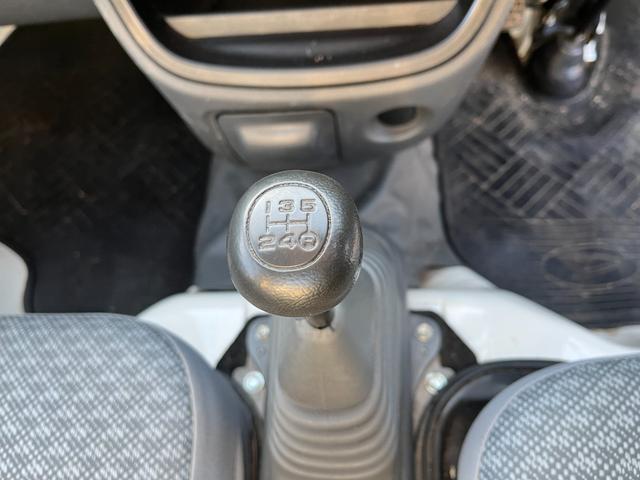 ハイゼットトラック エアコン・パワステ スペシャル 5速マニュアル 3方開(6枚目)