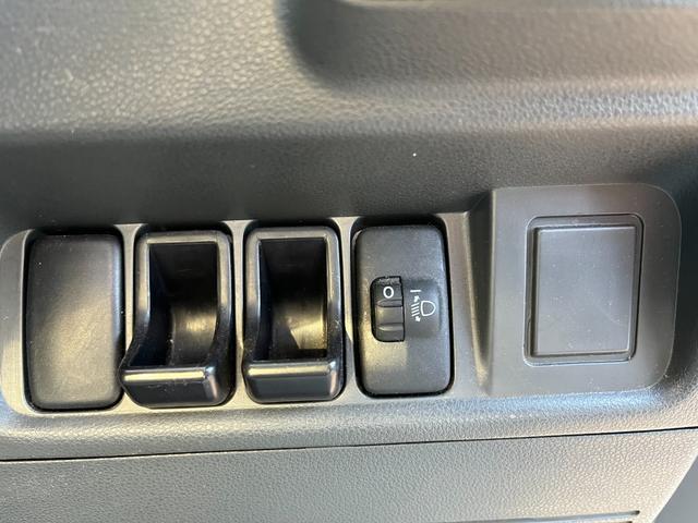 ハイゼットトラック エアコン・パワステ スペシャル 5速マニュアル 3方開(18枚目)