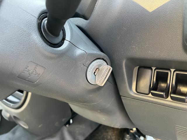 ハイゼットトラック エアコン・パワステ スペシャル 5速マニュアル 3方開(26枚目)