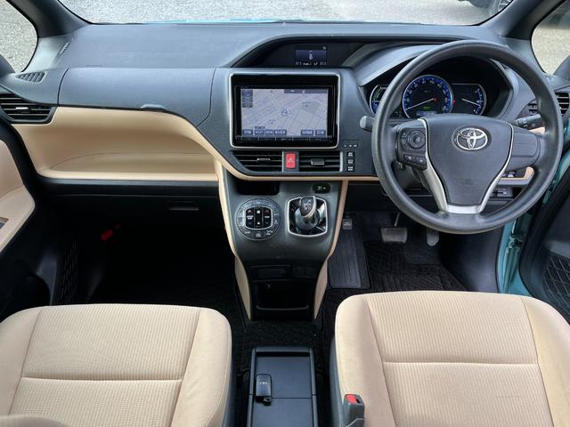 ノア ハイブリッドX 9inchナビ Bカメラ パワスラ ETC ドラレコ フルセグ Bluetooth オートエアコン デュアルエアコン アルミホイール プッシュスタート スマートキー 二列目シートアレンジ(3枚目)