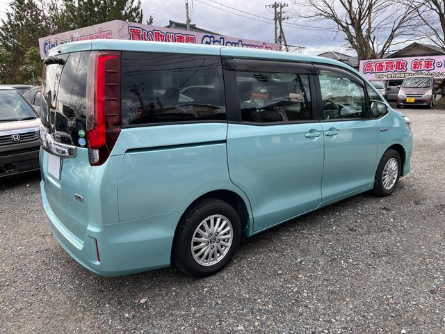 ノア ハイブリッドX 9inchナビ Bカメラ パワスラ ETC ドラレコ フルセグ Bluetooth オートエアコン デュアルエアコン アルミホイール プッシュスタート スマートキー 二列目シートアレンジ(28枚目)