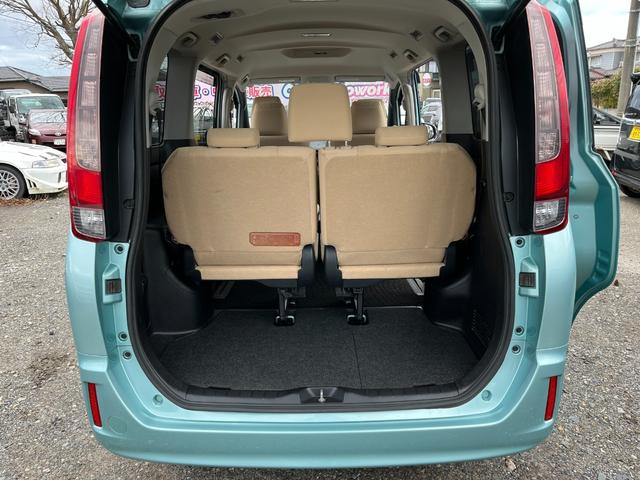 ノア ハイブリッドX 9inchナビ Bカメラ パワスラ ETC ドラレコ フルセグ Bluetooth オートエアコン デュアルエアコン アルミホイール プッシュスタート スマートキー 二列目シートアレンジ(68枚目)