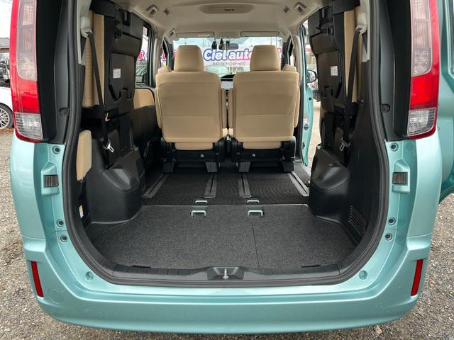 ノア ハイブリッドX 9inchナビ Bカメラ パワスラ ETC ドラレコ フルセグ Bluetooth オートエアコン デュアルエアコン アルミホイール プッシュスタート スマートキー 二列目シートアレンジ(70枚目)