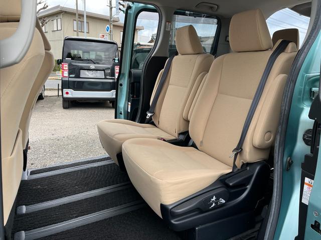 ノア ハイブリッドX 9inchナビ Bカメラ パワスラ ETC ドラレコ フルセグ Bluetooth オートエアコン デュアルエアコン アルミホイール プッシュスタート スマートキー 二列目シートアレンジ(72枚目)