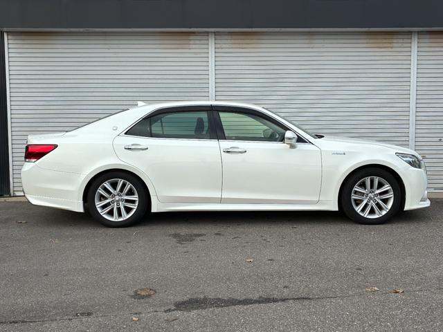 クラウンハイブリッド アスリートG(4枚目)