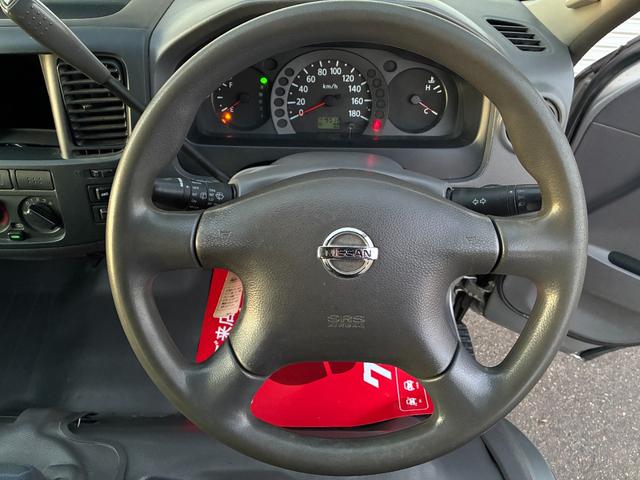 キャラバン ロングＤＸターボ　キーレス・両側スライドドア・４ＷＤ・ターボ（8枚目）