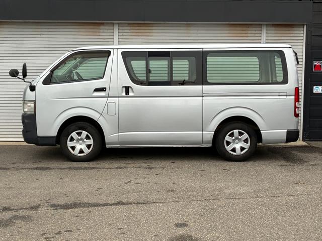 ハイエースバン ロングＤＸ　社外ナビ・ＥＴＣ・ＤＶＤ・ＣＤ・ラジオ・両側スライドドア・キーレス・４ＷＤ（5枚目）