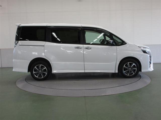 ヴォクシー ZS 煌II(5枚目)