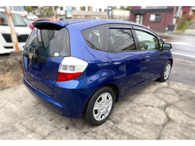 フィット X ナビTV ETC シートヒーター クルーズコントロール オートエアコン スマートキー 走行距離9.2万キロ 車検整備付き 修復歴無し ブルー(7枚目)