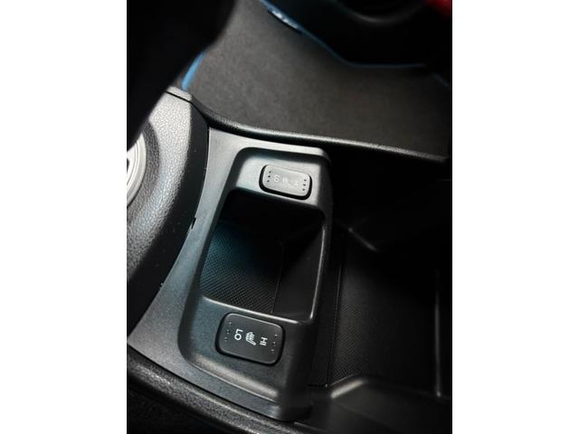 フィット X ナビTV ETC シートヒーター クルーズコントロール オートエアコン スマートキー 走行距離9.2万キロ 車検整備付き 修復歴無し ブルー(20枚目)