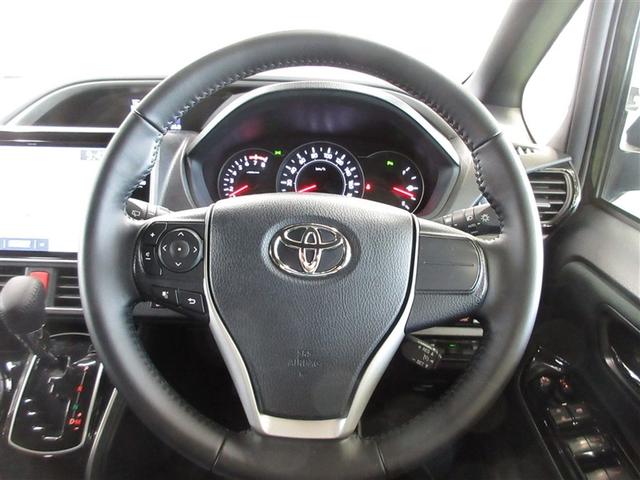 ヴォクシー ＺＳ　煌ＩＩ　４ＷＤ　フルセグ　メモリーナビ　ＤＶＤ再生　ミュージックプレイヤー接続可　後席モニター　バックカメラ　衝突被害軽減システム　ＥＴＣ　両側電動スライド　ＬＥＤヘッドランプ　ウオークスルー　乗車定員７人（9枚目）