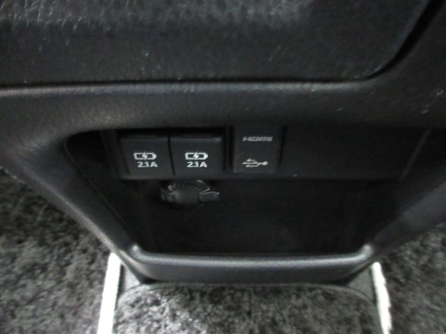 ヴォクシー ＺＳ　煌ＩＩ　４ＷＤ　フルセグ　メモリーナビ　ＤＶＤ再生　ミュージックプレイヤー接続可　後席モニター　バックカメラ　衝突被害軽減システム　ＥＴＣ　両側電動スライド　ＬＥＤヘッドランプ　ウオークスルー　乗車定員７人（20枚目）