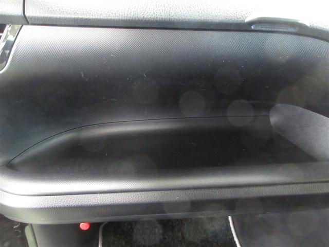 ヴォクシー ＺＳ　煌ＩＩ　４ＷＤ　フルセグ　メモリーナビ　ＤＶＤ再生　ミュージックプレイヤー接続可　後席モニター　バックカメラ　衝突被害軽減システム　ＥＴＣ　両側電動スライド　ＬＥＤヘッドランプ　ウオークスルー　乗車定員７人（22枚目）