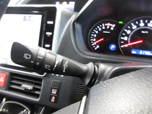 ヴォクシー ＺＳ　煌ＩＩ　４ＷＤ　フルセグ　メモリーナビ　ＤＶＤ再生　ミュージックプレイヤー接続可　後席モニター　バックカメラ　衝突被害軽減システム　ＥＴＣ　両側電動スライド　ＬＥＤヘッドランプ　ウオークスルー　乗車定員７人（26枚目）