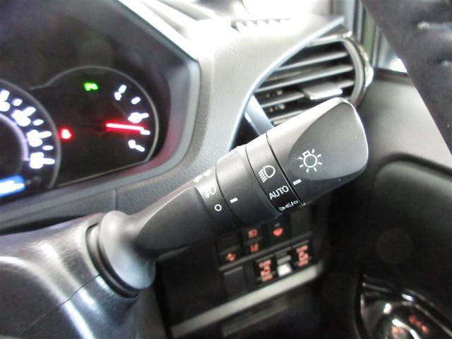 ヴォクシー ＺＳ　煌ＩＩ　４ＷＤ　フルセグ　メモリーナビ　ＤＶＤ再生　ミュージックプレイヤー接続可　後席モニター　バックカメラ　衝突被害軽減システム　ＥＴＣ　両側電動スライド　ＬＥＤヘッドランプ　ウオークスルー　乗車定員７人（27枚目）