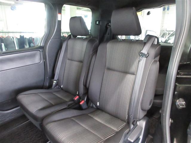 ヴォクシー ＺＳ　煌ＩＩ　４ＷＤ　フルセグ　メモリーナビ　ＤＶＤ再生　ミュージックプレイヤー接続可　後席モニター　バックカメラ　衝突被害軽減システム　ＥＴＣ　両側電動スライド　ＬＥＤヘッドランプ　ウオークスルー　乗車定員７人（31枚目）