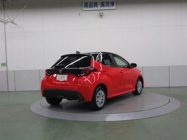 ヤリス ハイブリッドU 4WD ミュージックプレイヤー接続可 バックカメラ 衝突被害軽減システム ETC LEDヘッドランプ(6枚目)