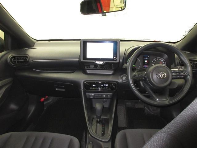 ヤリス ハイブリッドU 4WD ミュージックプレイヤー接続可 バックカメラ 衝突被害軽減システム ETC LEDヘッドランプ(8枚目)