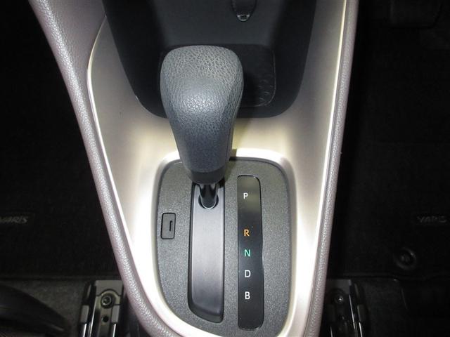 ヤリス ハイブリッドＧ　メモリーナビ　ミュージックプレイヤー接続可　バックカメラ　衝突被害軽減システム　ＥＴＣ　ＬＥＤヘッドランプ（16枚目）