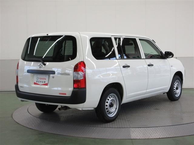 �����T�X�y���V�����ɂ̓X�|�[�c�J�[�ɂ��g����X�^�r���C�U�[�𑕒��B�R�[�i�[�ł̃��[����}���铭�������܂��B