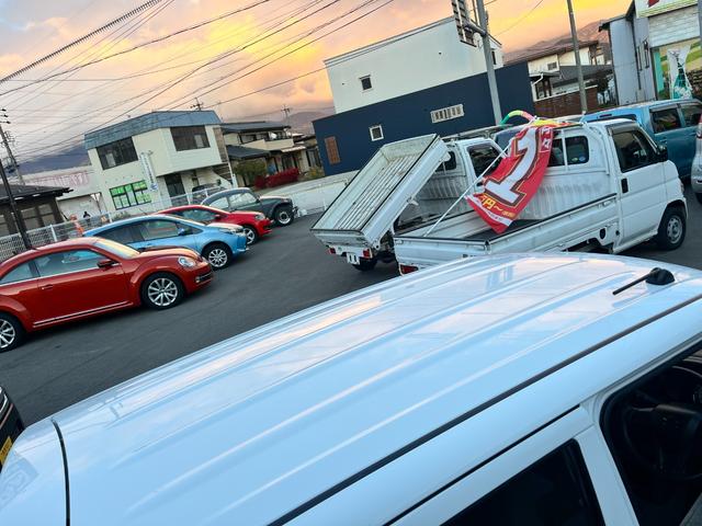 アルト A 法人ワンオーナー 2WD デュアルカメラブレーキサポート 車線逸脱警報装置 横滑り防止装置 マニュアルエアコン パークセンサー アイドリングストップ キーレスエントリー 盗難警報装置(11枚目)