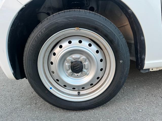 アルト A 法人ワンオーナー 2WD デュアルカメラブレーキサポート 車線逸脱警報装置 横滑り防止装置 マニュアルエアコン パークセンサー アイドリングストップ キーレスエントリー 盗難警報装置(28枚目)