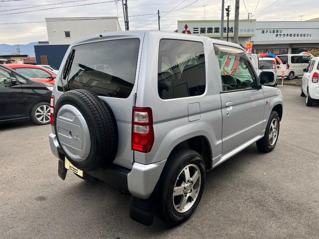 パジェロミニ VR 禁煙車 切り替え式4WD エアコン 純正オーディオ電動格納ミラー キーレス 盗難防止装置 プライバシーガラス 純正15インチアルミホイール インタークーラーターボ(7枚目)