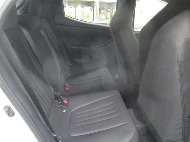 ヤリス ハイブリッドG 衝突被害軽減システム ETC バックカメラ スマートキー ミュージックプレイヤー接続可 横滑り防止機能 キーレス 盗難防止装置 乗車定員5人 ABS エアバッグ ハイブリッド オートマ(12枚目)