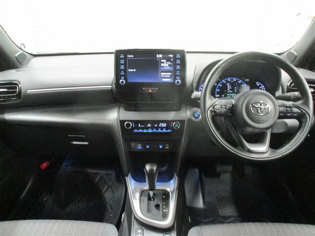 ヤリスクロス Z 衝突被害軽減システム ETC バックカメラ スマートキー ミュージックプレイヤー接続可 横滑り防止機能 LEDヘッドランプ ワンオーナー キーレス 盗難防止装置 電動シート 乗車定員5人 ABS(2枚目)