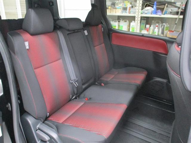 ヴォクシー ＺＳ　ナビ＆ＴＶ　電動スライドドア　衝突被害軽減システム　ＥＴＣ　バックカメラ　スマートキー　アイドリングストップ　横滑り防止機能　ＬＥＤヘッドランプ　ワンオーナー　キーレス　盗難防止装置　ＤＶＤ再生（12枚目）