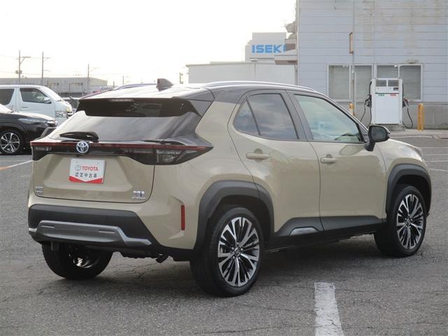 ヤリスクロス ハイブリッドZ アドベンチャー 4WD 衝突被害軽減システム ETC バックカメラ スマートキー アイドリングストップ ミュージックプレイヤー接続可 横滑り防止機能 LEDヘッドランプ ワンオーナー キーレス 盗難防止装置 ABS(19枚目)